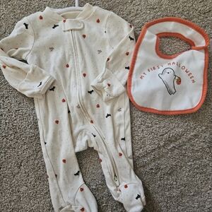 Carter's Cream Halloween Baby Footie and Bib Set